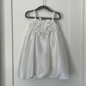 Beautiful white toddler dress- great condition